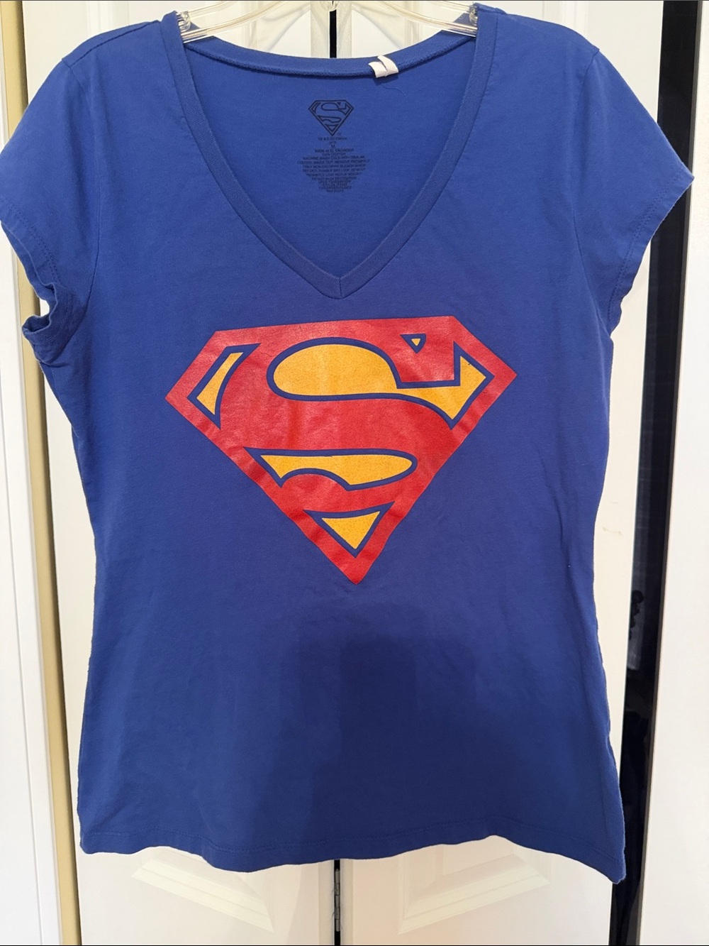 Women's Superman V-Neck Graphic T-Shirt, Blue, Size M - Picture 2 of 7